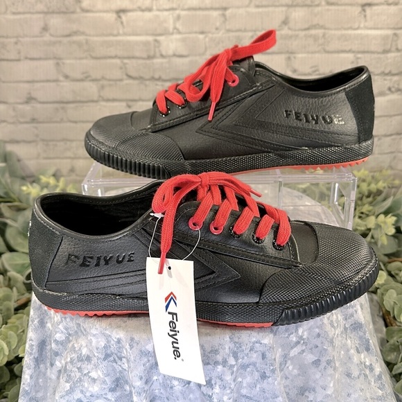 FEIYUE X STAPLE 1920 Black Leather Low Full Color Pigeon Sneakers Men’s 8🖤NWT - Picture 4 of 12